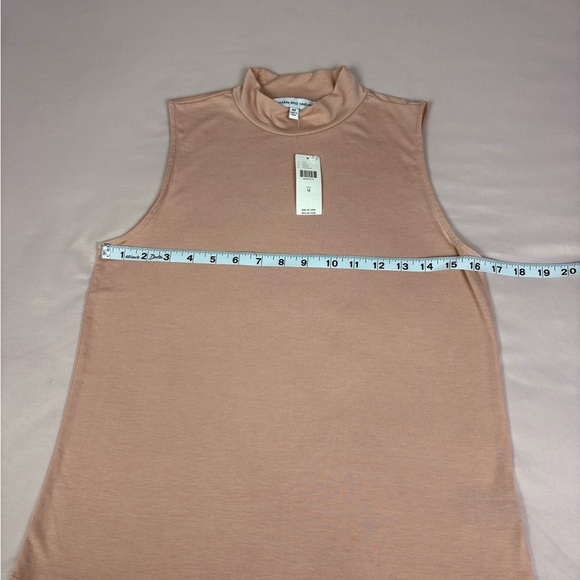 Cupcakes & Cashmere Peach Tank Top - Picture 5 of 9
